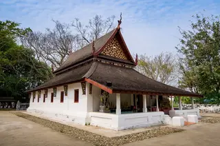 วัดหนองแดง