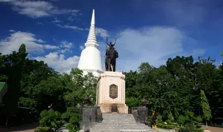 พระบรมราชานุสรณ์ดอนเจดีย์