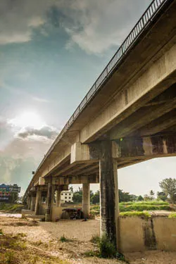 สะพานมิตรภาพไทย-พม่า
