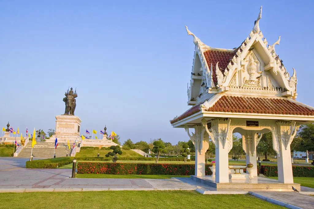 พระบรมราชานุสาวรีย์สมเด็จพระนเรศวรมหาราช