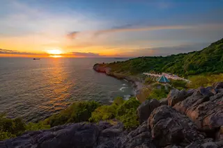 เกาะสีชัง