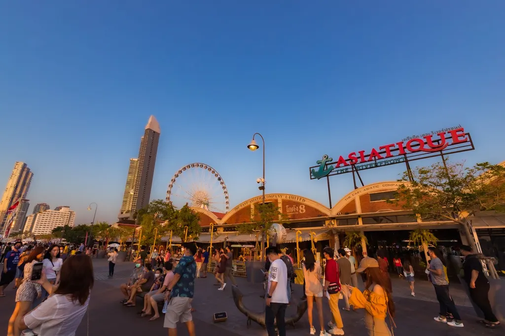 เอเชียทีค เดอะ ริเวอร์ฟร้อนท์
