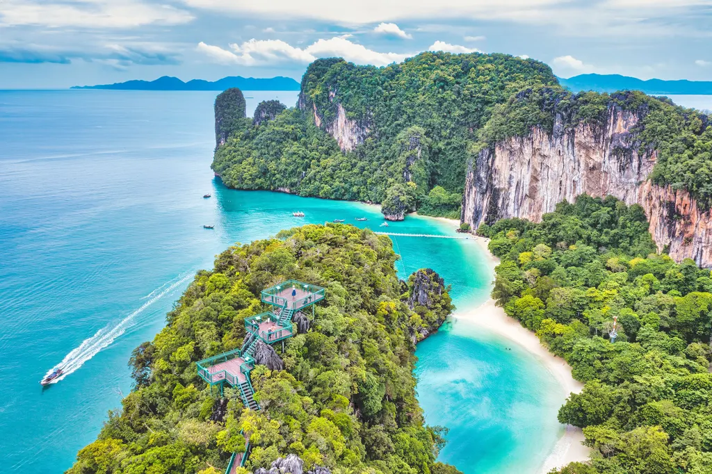 กระบี่ 3 วัน 2 คืน เกาะห้อง ไร่เลย์ และทะเลคลองม่วง
