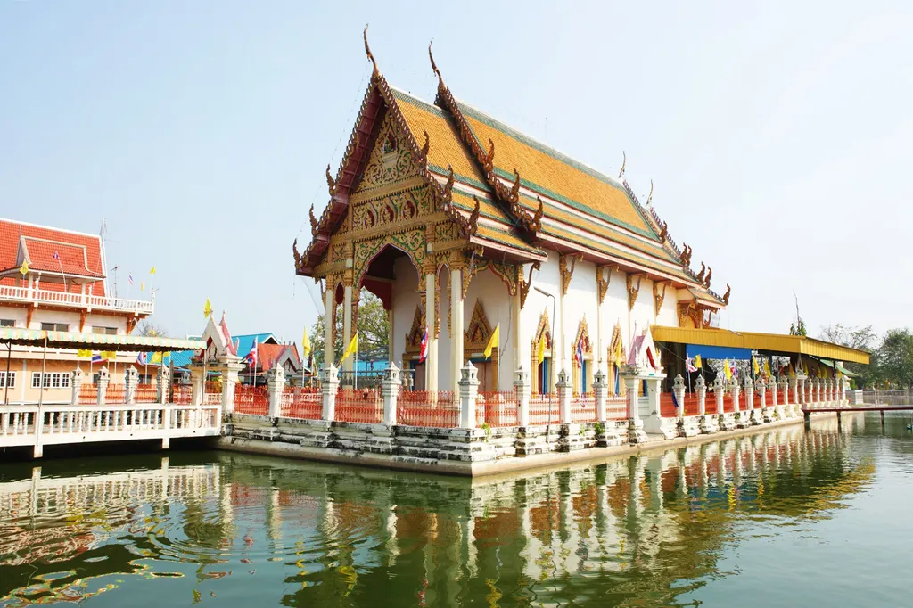 วัดพิชัยนาวาส (วัดบ้านเชี่ยน)