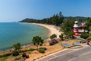 หาดทรายรี