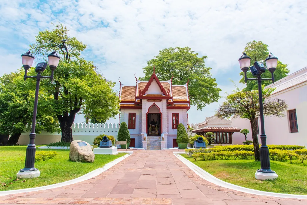 พระราชวังเดิม (กองทัพเรือ)