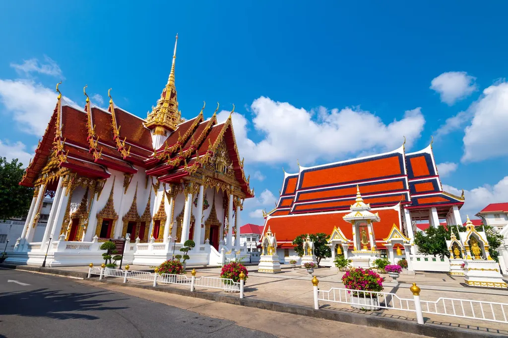 วัดเทวราชกุญชร วรวิหาร