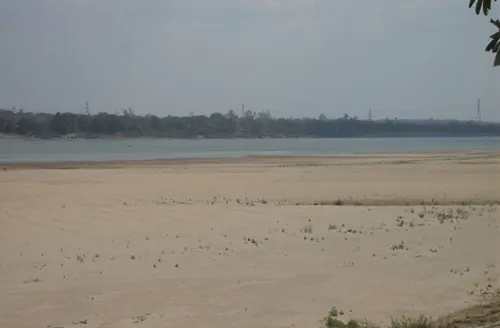 หาดมโนภิรมย์ (หาดชะโนด)