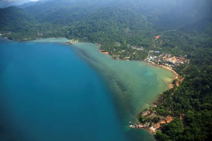 เกาะช้าง 3 วัน 2 คืน ดำน้ำ หาดทรายขาว และน้ำตกธารมะยม