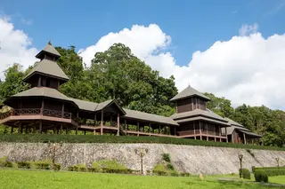 พระราชวังรัตนรังสรรค์ (จำลอง)